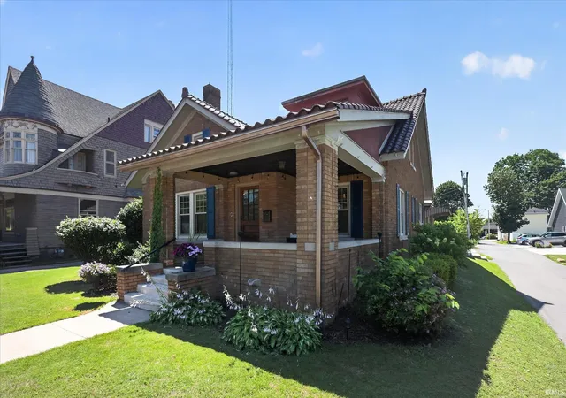 5th image of 918 E Jefferson Blvd, South Bend, IN 46617 | MLS# 202627404