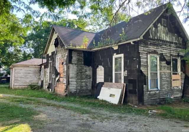 Photo 2 of Manufactured home for sale at 1512 Ohio Ave, Anderson, IN 46016 | MLS# 202627408 | Listing updated on 2026-09-02