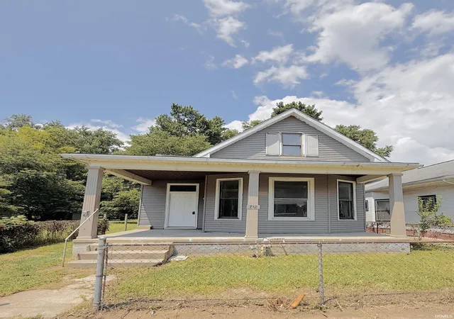 Photo 1 of Sale Pending at 712 E Blackford Ave, Evansville, IN 47713 | MLS# 202627418 | Listing updated on 2026-07-24