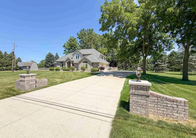 1st image of 1341 Hartzell Rd, New Haven, IN 46774 | MLS# 202627440
