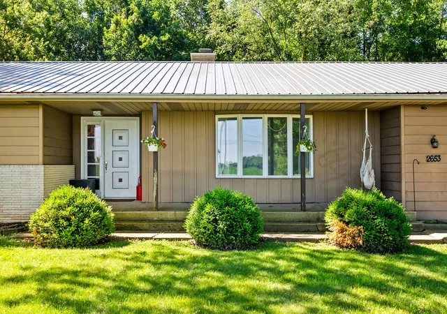 Homes for sale in Warsaw, IN | 2653 W 200 S, Warsaw, IN 46580 | MLS# 202627448