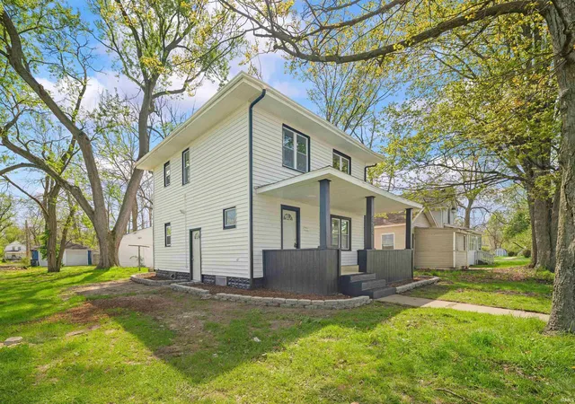 Homes for sale in South Bend, IN | 1214 Cedar St, South Bend, IN 46617 | MLS# 202627455