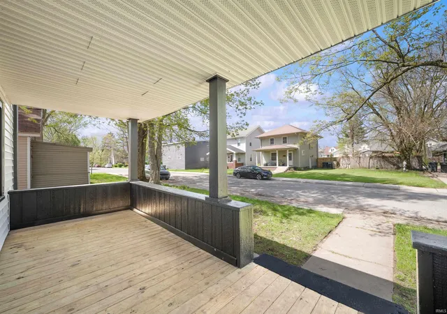 Homes for sale in South Bend, IN | 1214 Cedar St, South Bend, IN 46617 | MLS# 202627455