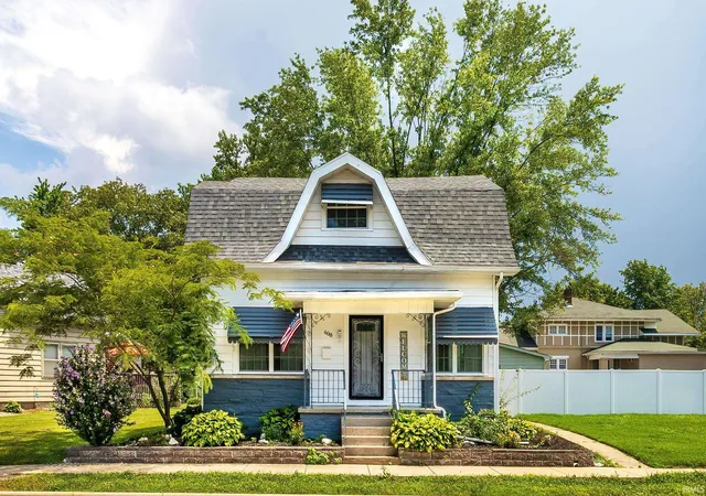 4th image of 608 N Main St, Bicknell, IN 47512 | MLS# 202627456