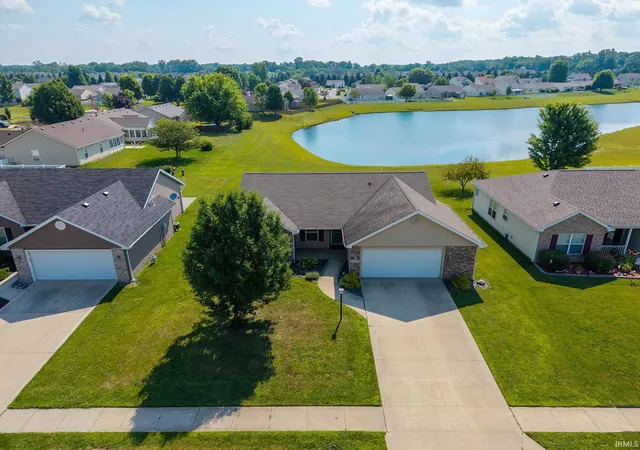 3rd image of 15910 Timberwillow Dr, Huntertown, IN 46748 | MLS# 202627458