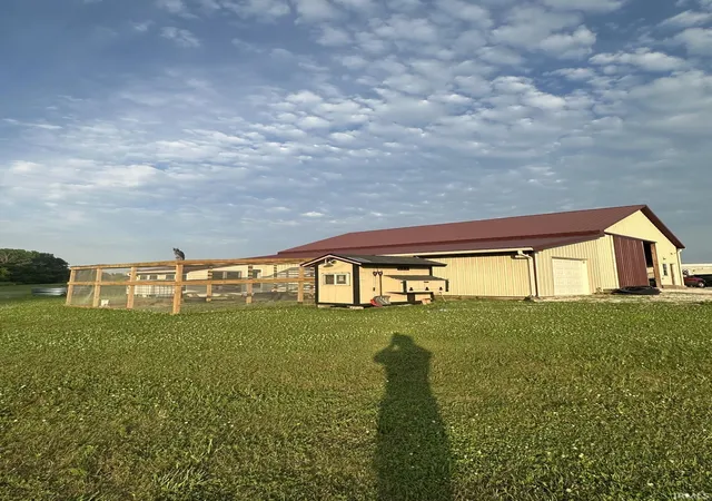 Photo 1 of Sale Pending at 3192 W Keiser Rd, South Whitley, IN 46787 | MLS# 202627459 | Listing updated on 2026-07-10