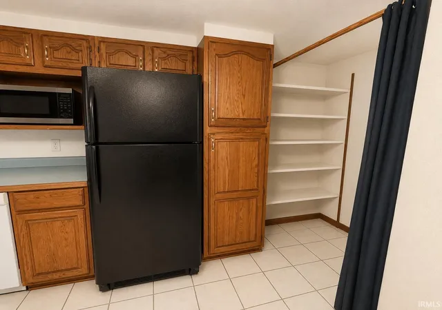 4th image of 312 S Chicago St, Royal Center, IN 46978 | MLS# 202627466