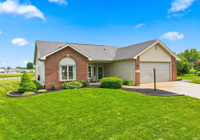 3rd image of 15814 Timberwillow Dr, Huntertown, IN 46748 | MLS# 202627469