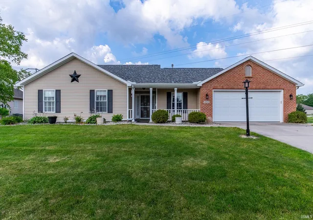 Photo 1 of Sale Pending at 6712 Creekwood Ln, Fort Wayne, IN 46835 | MLS# 202627477 | Listing updated on 2026-07-16