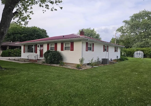 Photo 3 of Sale Pending at 4030 Kentland Ave, Fort Wayne, IN 46808 | MLS# 202627479 | Listing updated on 2026-09-07