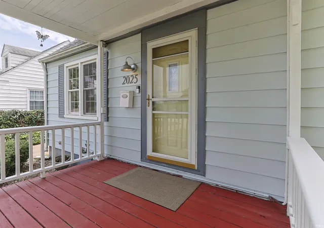 Homes for sale in South Bend, IN | 2025 Riverside Dr, South Bend, IN 46616 | MLS# 202627481