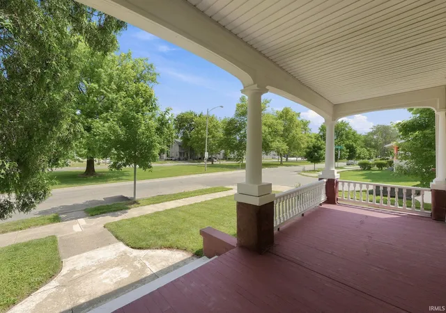 Photo 3 of Sale Pending at 1824 E Pontiac St, Fort Wayne, IN 46803 | MLS# 202627483 | Listing updated on 2026-07-13