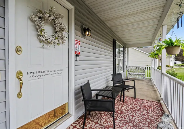 3rd image of 51665 Sandelwood Ct, Granger, IN 46530 | MLS# 202627484
