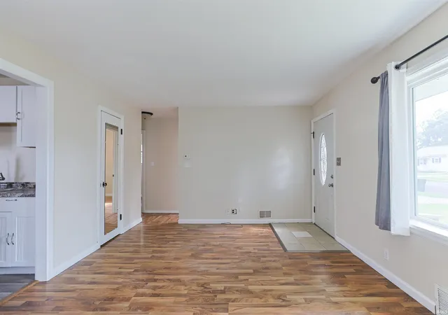 Photo 4 of Manufactured home for sale at 1421 Illinois St, South Bend, IN 46628 | MLS# 202627493 | Listing updated on 2026-07-20