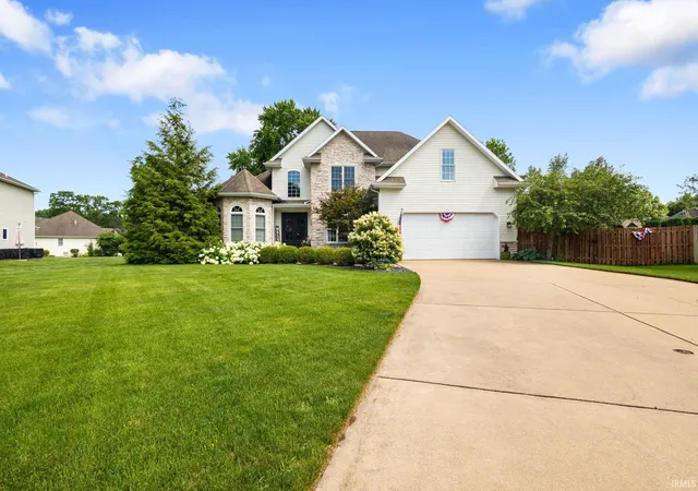 2nd image of 3611 Fox Ct, Elkhart, IN 46514 | MLS# 202627498