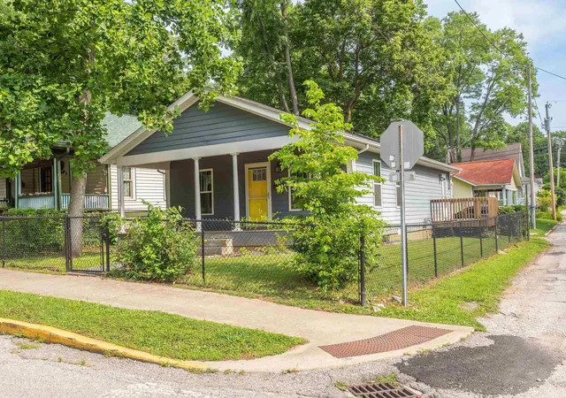 Photo 2 of Manufactured home for sale at 800 W 4th Street, Bloomington, IN 47404 | MLS# 202627499 | Listing updated on 2026-08-04