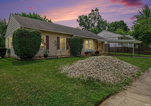 Photo 2 of Sale Pending at 1348 Viking Dr, South Bend, IN 46628 | MLS# 202627501 | Listing updated on 2026-07-13