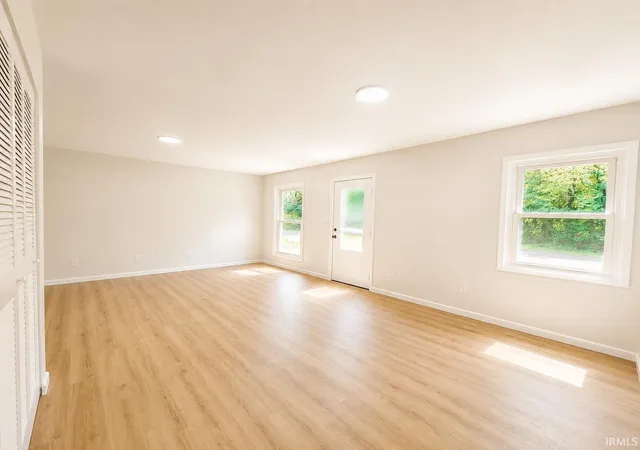 5th image of 1318 W Darden Rd, South Bend, IN 46628 | MLS# 202627502