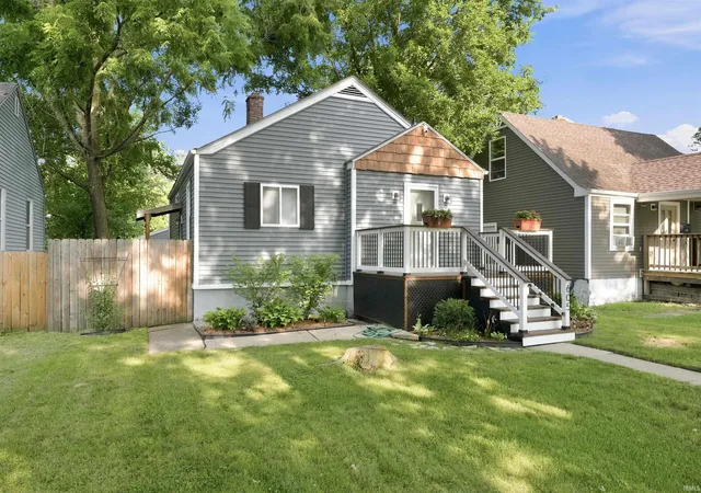 Homes for sale in South Bend, IN | 605 S Sheridan St, South Bend, IN 46619 | MLS# 202627511