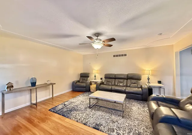 Photo 4 of Manufactured home for sale at 7766 Owens Dr, Newburgh, IN 47630 | MLS# 202627518 | Listing updated on 2026-07-17