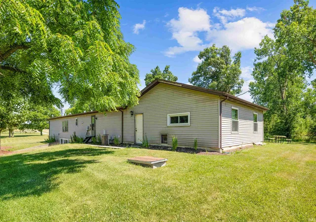 Homes for sale in Spencerville, IN | 17625 Lochner Rd, Spencerville, IN 46788 | MLS# 202627532