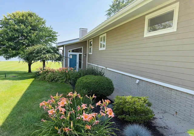 Photo 4 of Manufactured home for sale at 2711 Barrett Rd, Rochester, IN 46975 | MLS# 202627535 | Listing updated on 2026-07-17