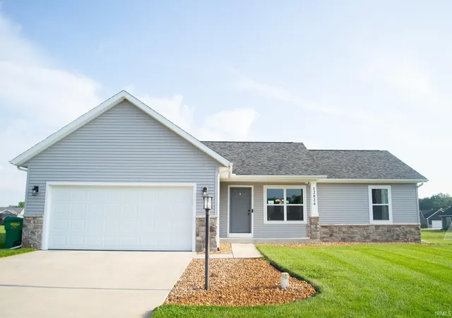 1st image of 12824 King Fish Ct, Middlebury, IN 46540 | MLS# 202627567
