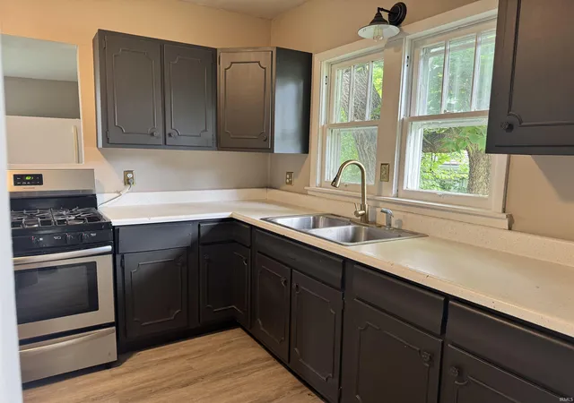 3rd image of 1208 9Th Street, Bedford, IN 47421 | MLS# 202627574