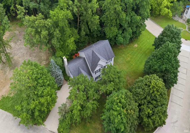3rd image of 705 Sapphire Ct, Lafayette, IN 47905 | MLS# 202627578