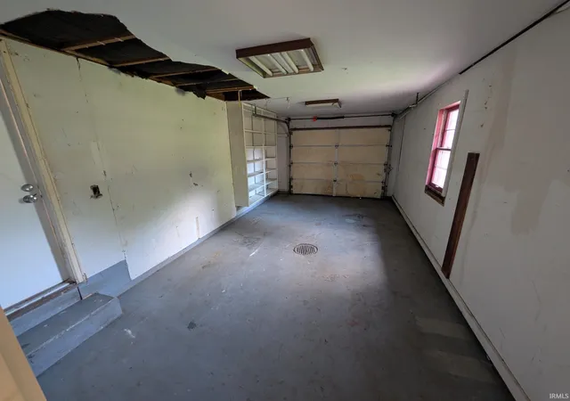 35th image of 412 W Beardsley Ave, Elkhart, IN 46514 | MLS# 202627584