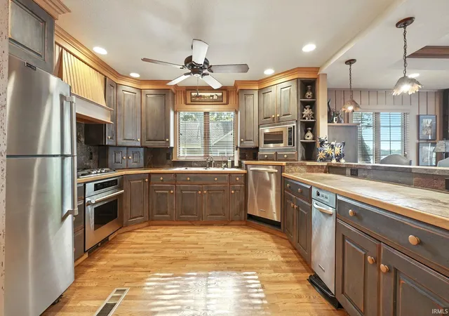 Photo 4 of Manufactured home for sale at 99 & 102 Ems B40a Ln, Leesburg, IN 46538 | MLS# 202627586 | Listing updated on 2026-09-25