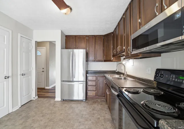 4th image of 50 Carolyn Ct, Lafayette, IN 47909 | MLS# 202627590
