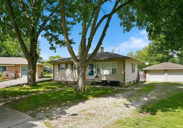 1st image of 5126 Welwyn Ct, Fort Wayne, IN 46825 | MLS# 202627596