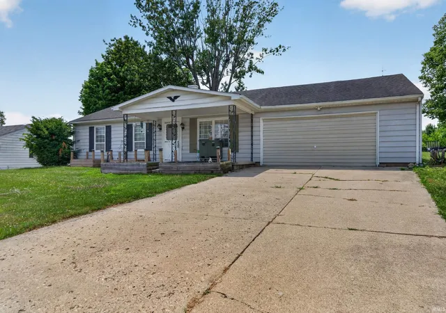 Homes for sale in Logansport, IN | 134 Schiele Rd, Logansport, IN 46947 | MLS# 202627609
