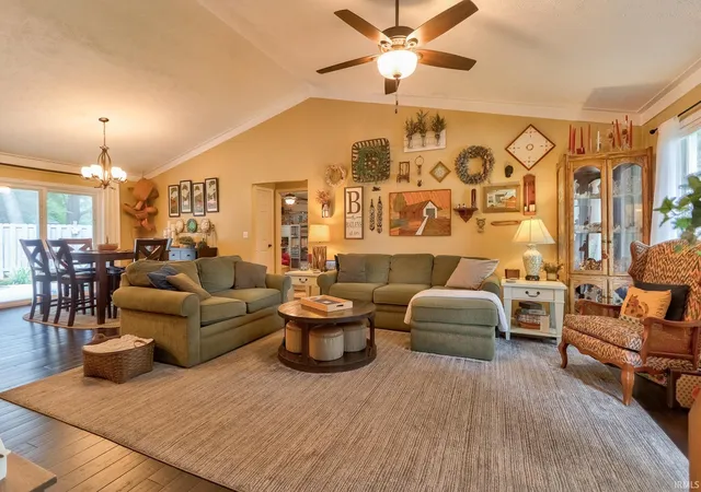 5th image of 431 S Kasper Dr, Santa Claus, IN 47579 | MLS# 202627610