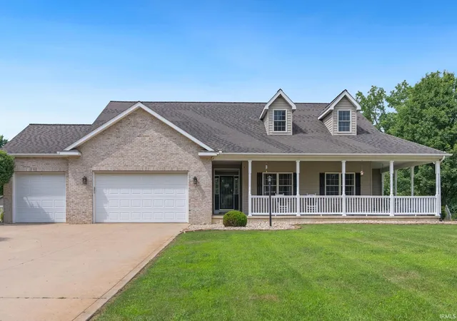 1st image of 1810 E Walnut St, Warsaw, IN 46582 | MLS# 202627615