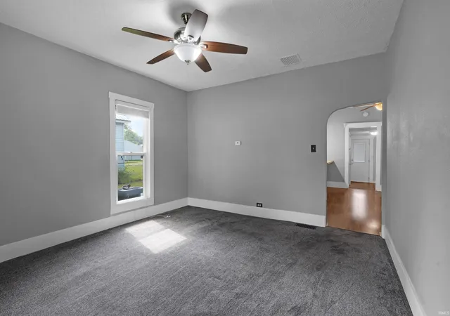5th image of 920 E Fort Wayne St, Warsaw, IN 46580 | MLS# 202627618