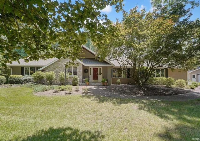1st image of 11051 Kahre Ct, Evansville, IN 47710 | MLS# 202627623