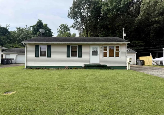 Homes for sale in Evansville, IN | 4109 Riverside Dr, Evansville, IN 47714 | MLS# 202627648