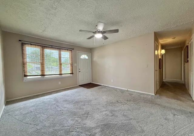 Homes for sale in Evansville, IN | 4109 Riverside Dr, Evansville, IN 47714 | MLS# 202627648