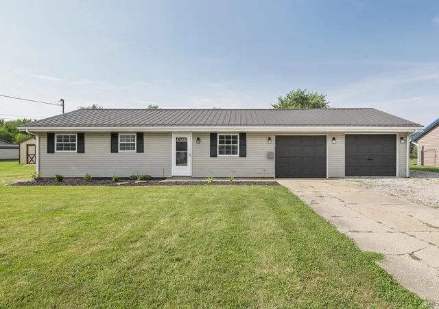 Homes for sale in Muncie, IN | 2808 W Meadowcrest Ln, Muncie, IN 47303 | MLS# 202627649