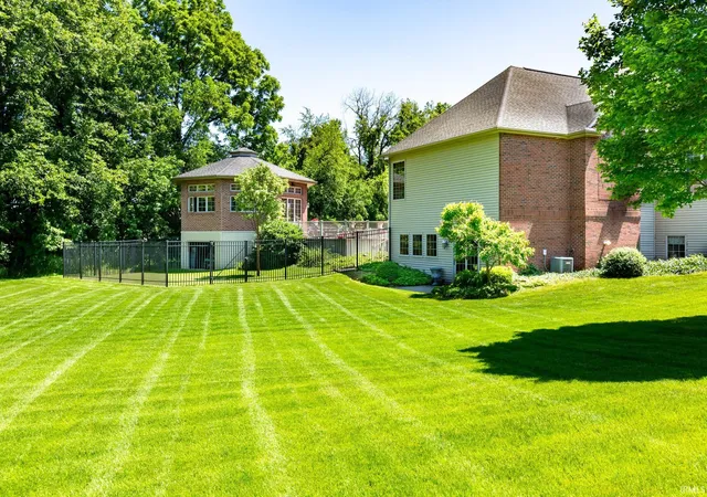 Photo 3 of Manufactured home for sale at 136 Tulip Cir, Bremen, IN 46506 | MLS# 202627656 | Listing updated on 2026-07-10