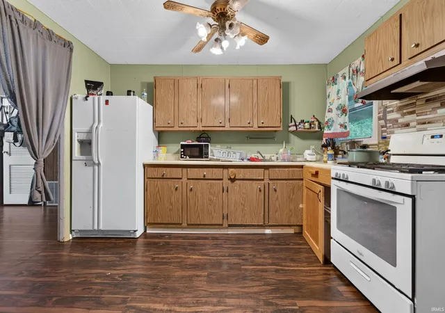 Homes for sale in Logansport, IN | 707 Walnut Ave, Logansport, IN 46947 | MLS# 202627667