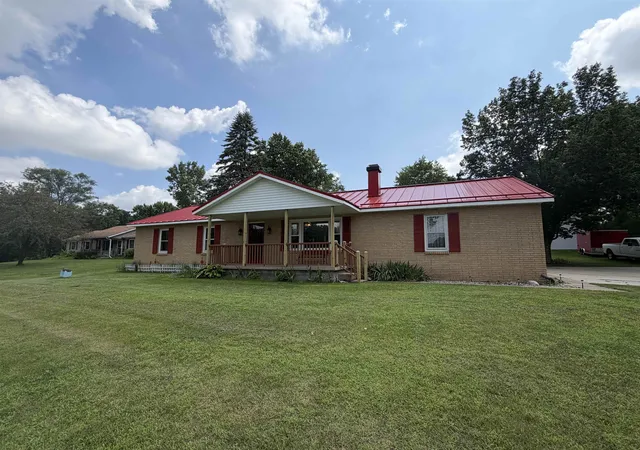 Homes for sale in Mishawaka, IN | 59034 Bremen Hwy, Mishawaka, IN 46544 | MLS# 202627668