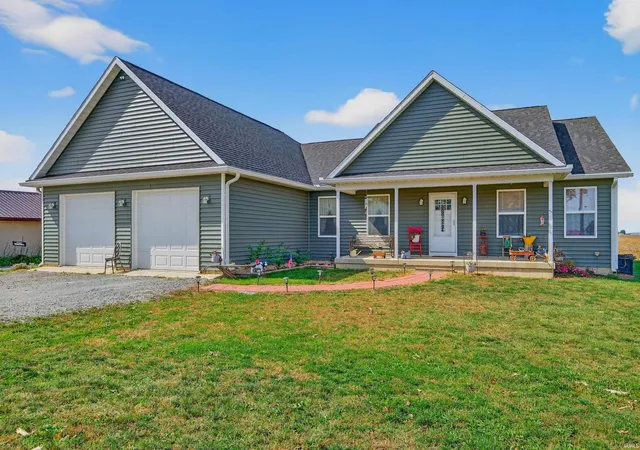 Photo 1 of Manufactured home for sale at 7952 S State Rd 25, Rochester, IN 46975 | MLS# 202627683 | Listing updated on 2026-08-04