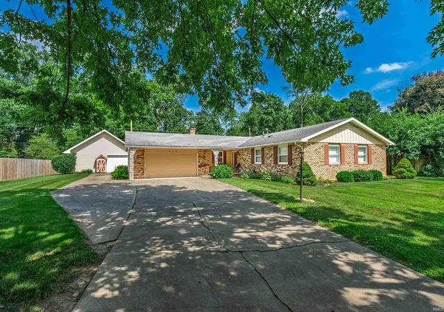 Homes for sale in Yorktown, IN | 935 S Westchester Park Dr, Yorktown, IN 47396 | MLS# 202627689