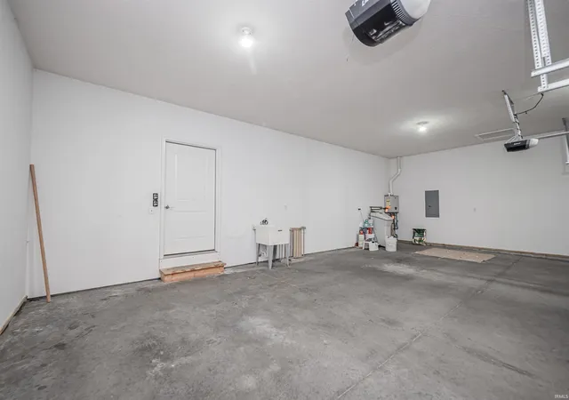 Photo 44 of Manufactured home for sale at 3661 Arbor Pointe Dr, Newburgh, IN 47630 | MLS# 202627694 | Listing updated on 2026-09-10