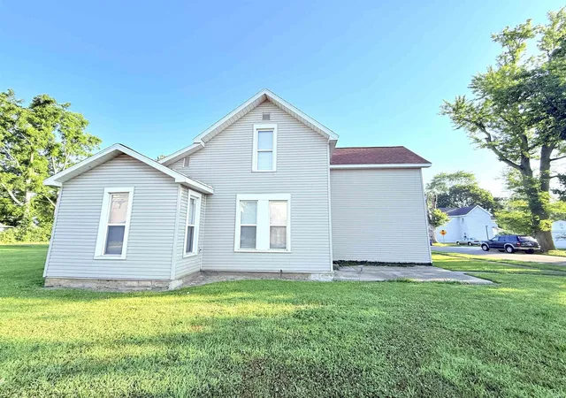 Photo 2 of Manufactured home for sale at 3748 S Race St, Marion, IN 46953 | MLS# 202627700 | Listing updated on 2026-07-31