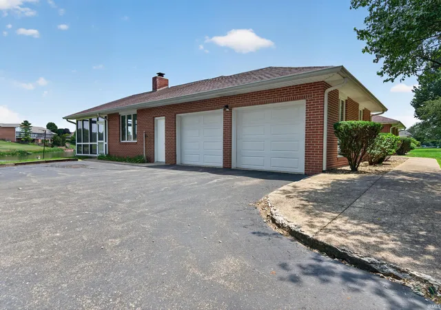 Homes for sale in Logansport, IN | 784 N Cr 300 E, Logansport, IN 46947 | MLS# 202627701