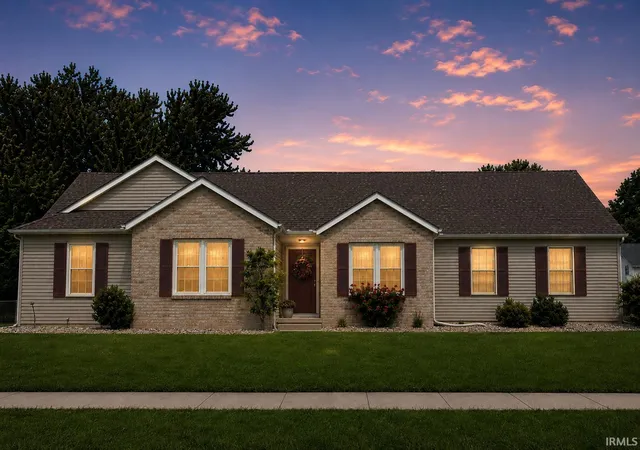 Homes for sale in Granger, IN | 11692 Parke County Cir, Granger, IN 46530 | MLS# 202627706